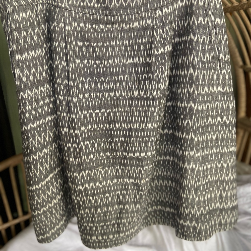 Eileen Fisher Charcoal and Cream Knit Skirt